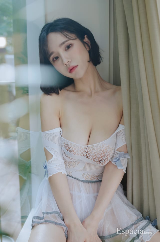 [Espacia Korea] EHC #127 – YUNHA [50P-326M]
