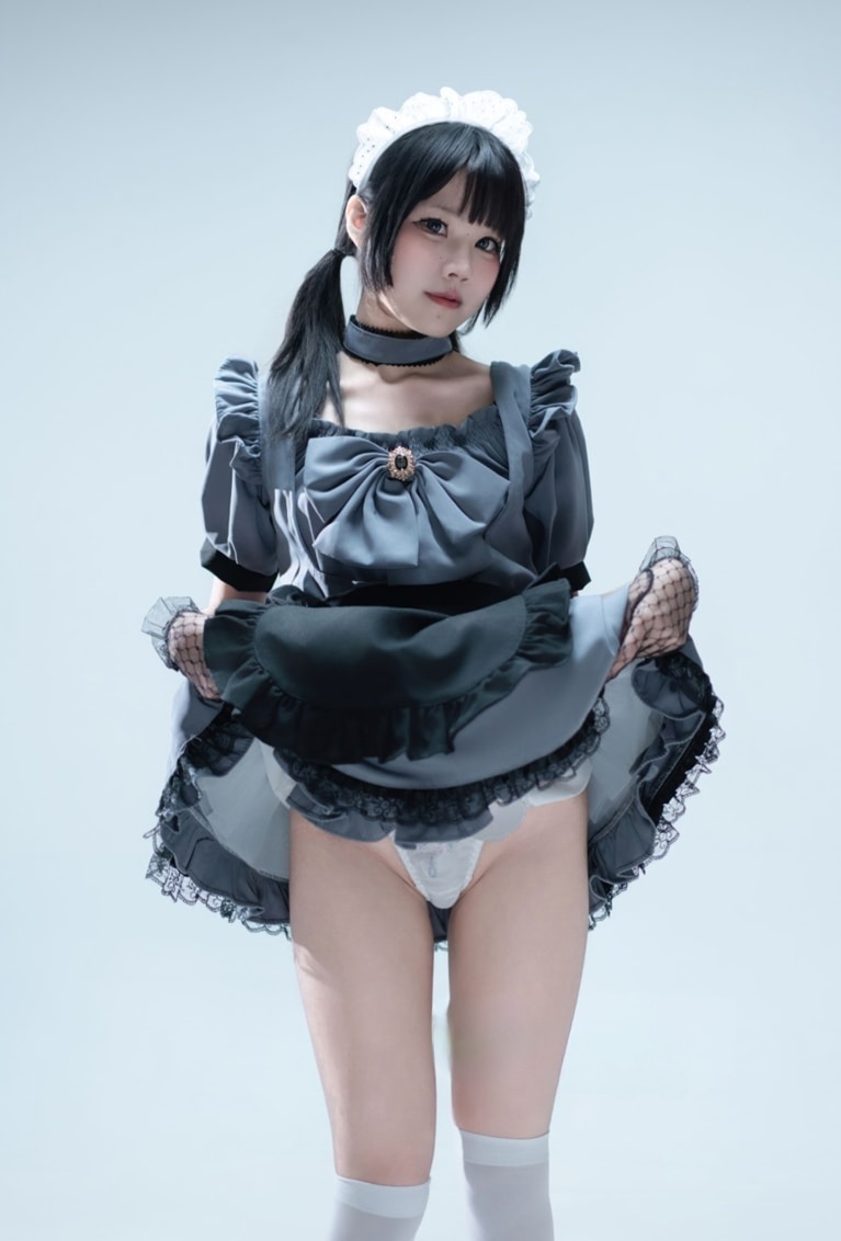 清水凪 NO.020 手提箱与灰色女仆