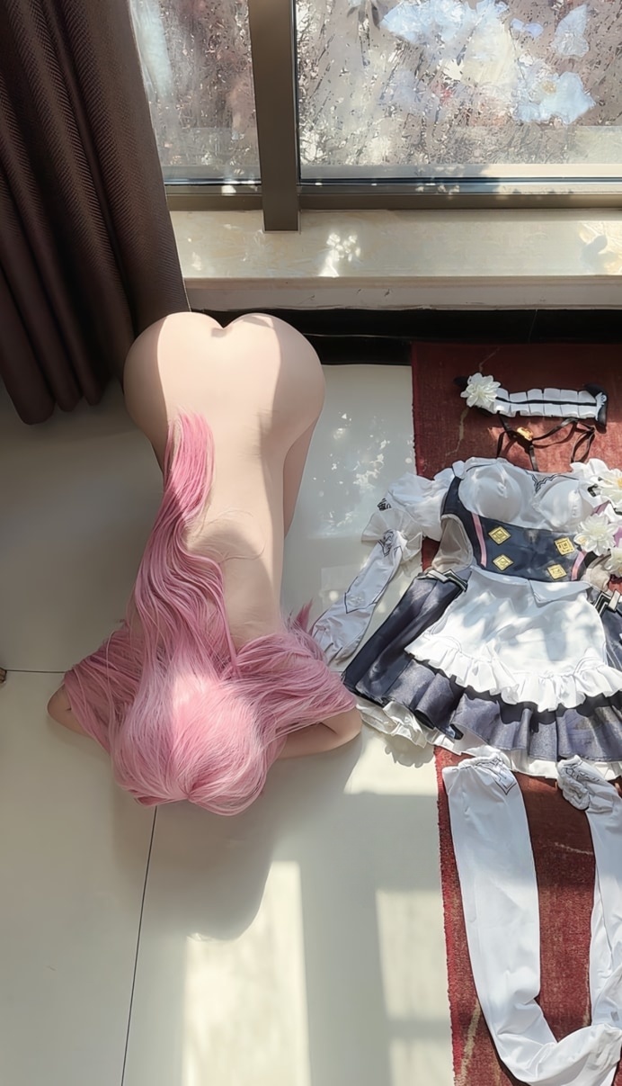 香草奶喵(筱田甜) – 爱莉希雅女仆
