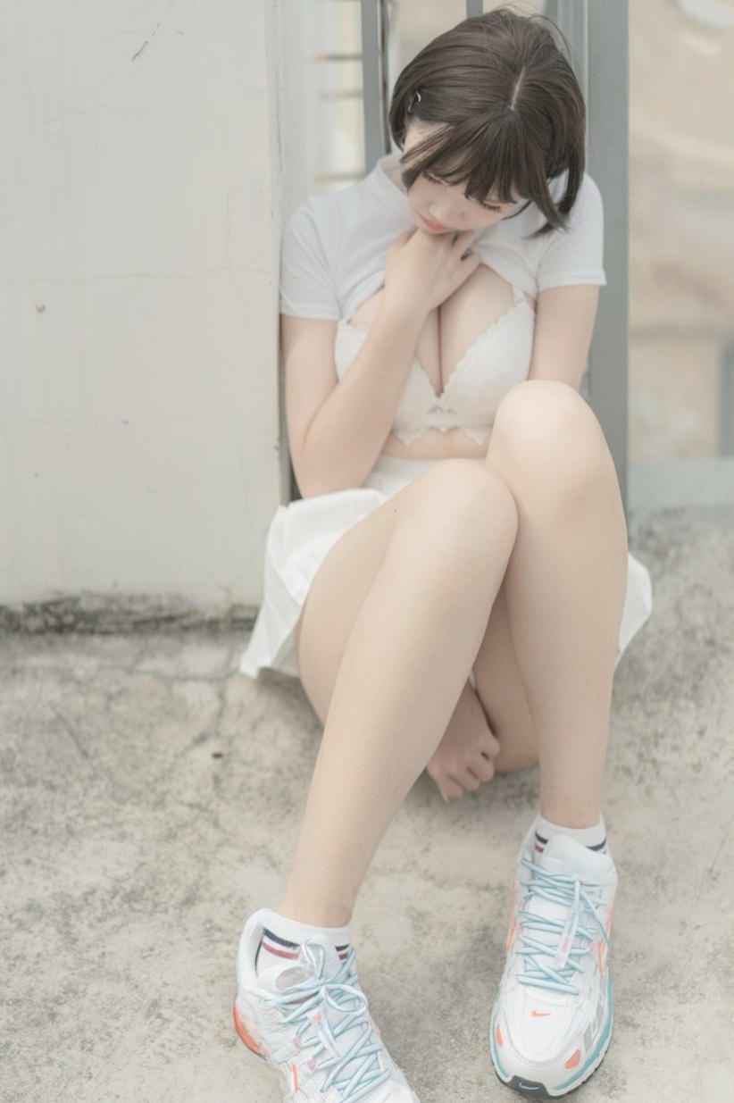 阿薰kaOri – 鬼马少女主持人套图合集【持续更新中】预览图 6 阿薰kaOri – 鬼马少女主持人套图合集【持续更新中】预览图 6